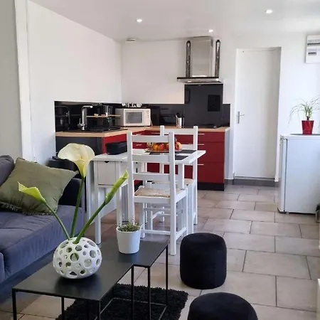 Holiday home Le Rethel Caen